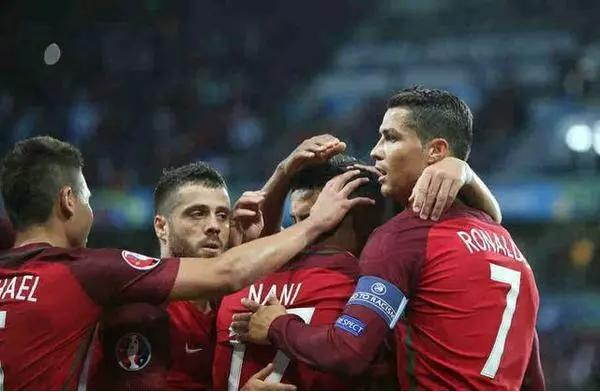  罗马主帅赛后暗示将大幅轮换阵容  