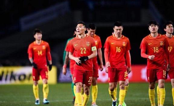  法甲薪资帽政策引发球员转会潮  